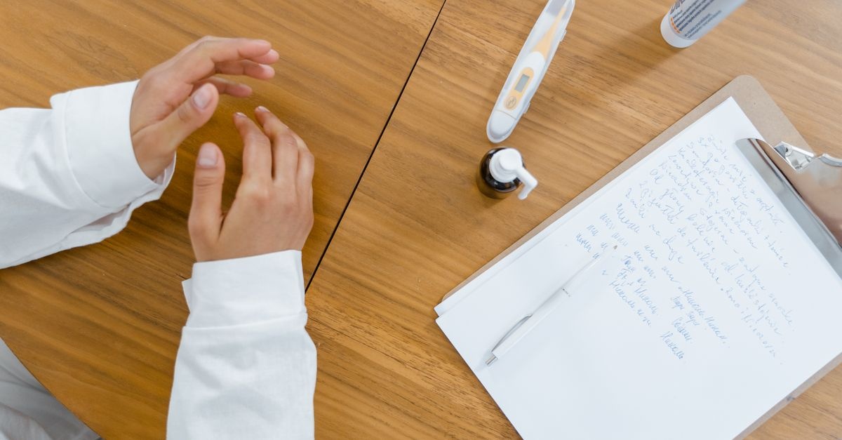 Hand-Fuß-Mund-Krankheit: Symptome, Ursachen und Behandlungsmöglichkeiten